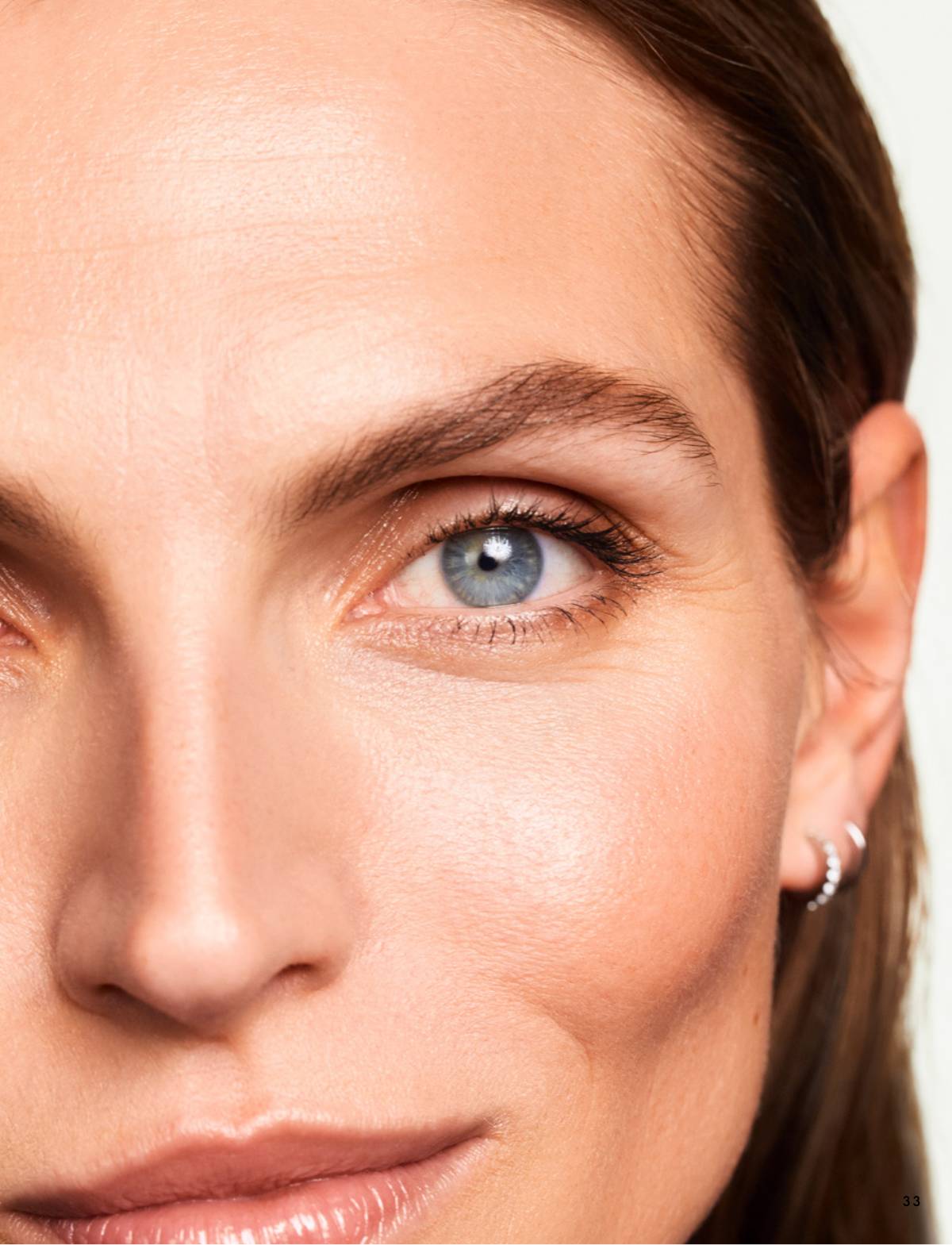 Oriflame - Oriflame akcijų katalogas 33 puslapis